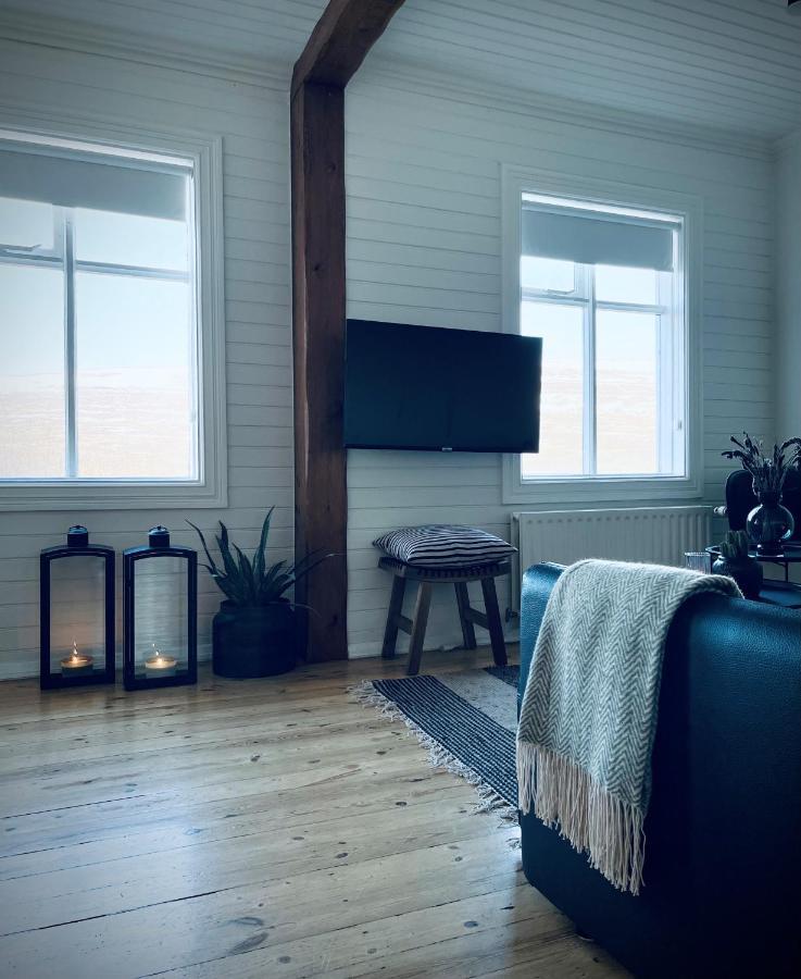 Day Dream Central Akureyri Three Bedroom Apt エクステリア 写真